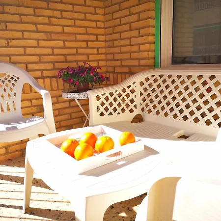 3 Bedroom 150 M From The Apartment Torrevieja